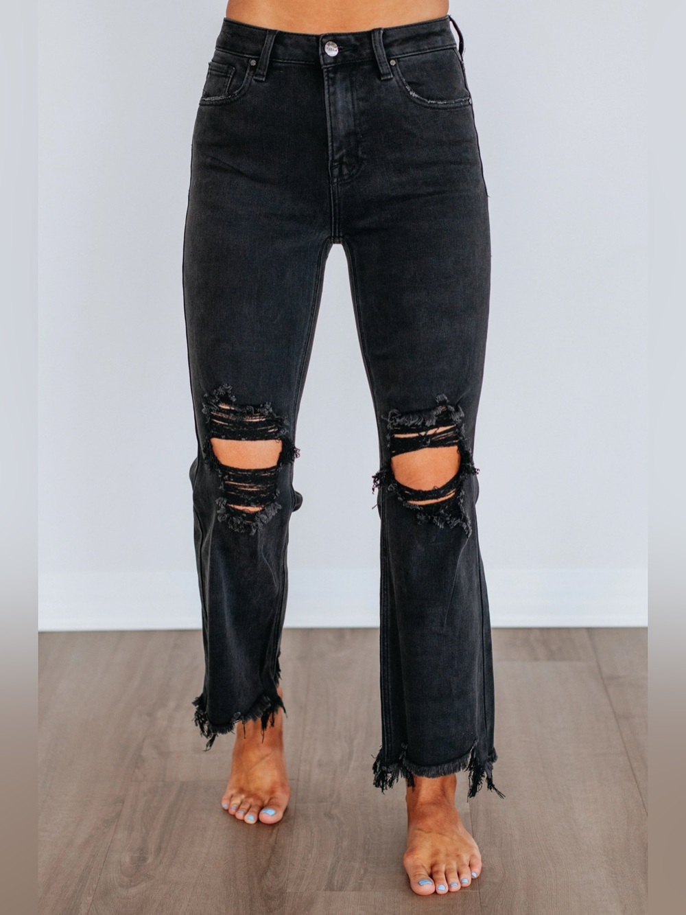 NWOT; wild oak boutique RUDY RISEN JEANS - VINTAGE BLACK